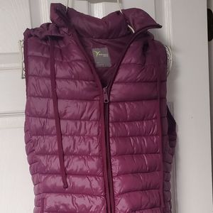 Old Navy active vest
